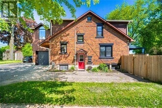 Building Photo - 64 Sheldon Ave N