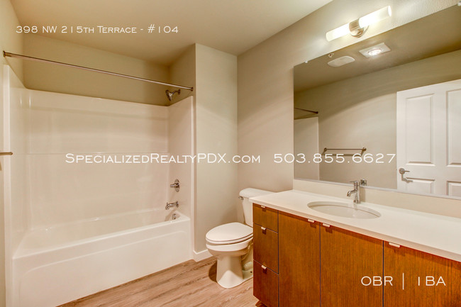 Foto del edificio - 398 NW 215th Terrace