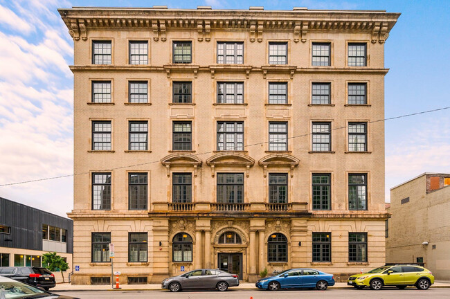 Building Photo - 120 S Whitfield St