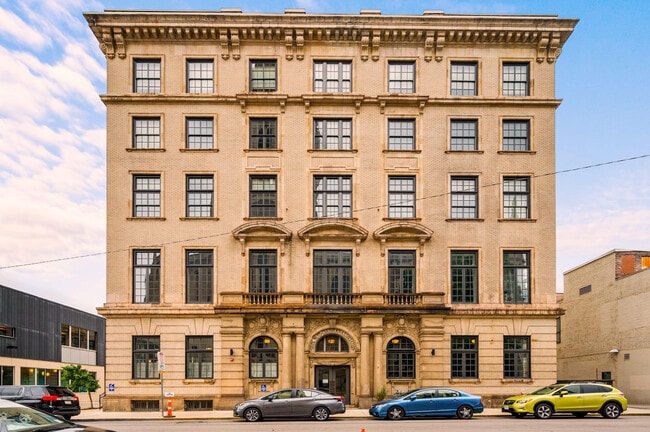 Building Photo - 120 S Whitfield St