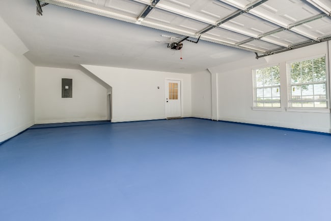 Building Photo - 511 N Davis Dr