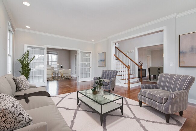 Foto del edificio - 2127 Chandler Ln