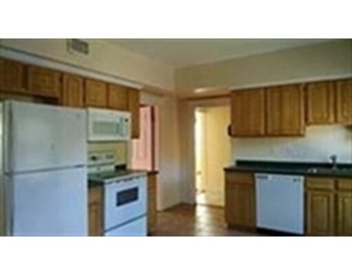 Foto del edificio - 530 Walpole St