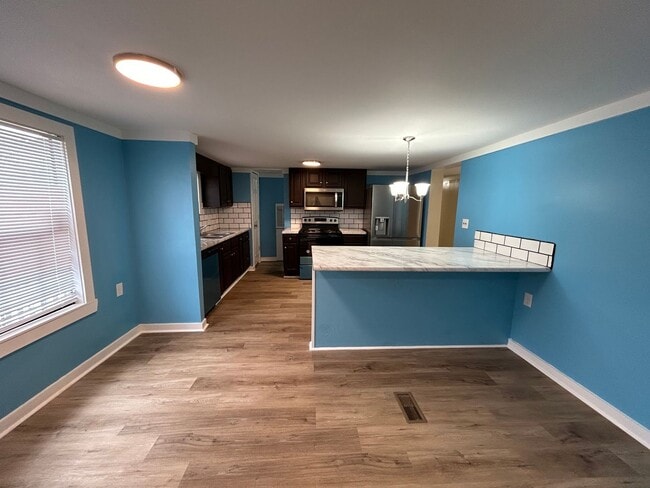 Foto del edificio - Spacious 3-Bedroom, 2-Bath Mobile Home on 1 Acre – Pet-Friendly and Perfect for Outdoor Living!