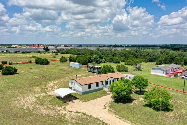 Building Photo - 132 Co Rd 247