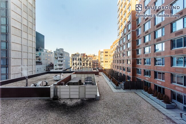 Foto del edificio - 229 Chrystie St