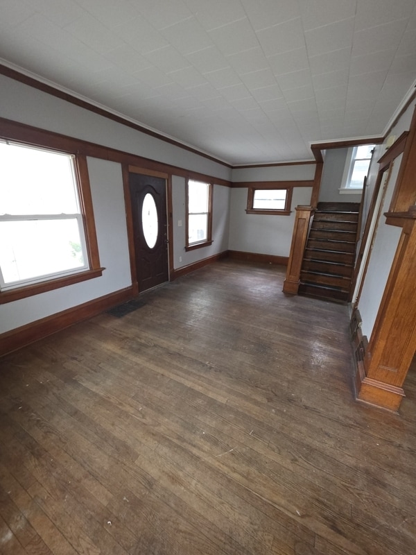 Building Photo - 1837 Grande Ave SE