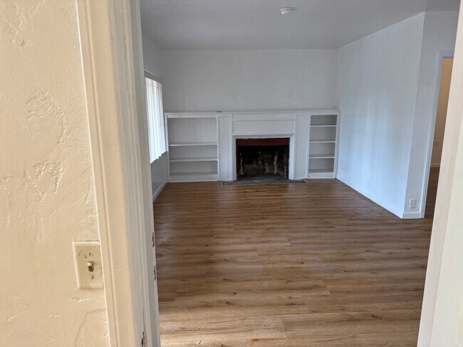 Sala de estar - 112 E 69th Way