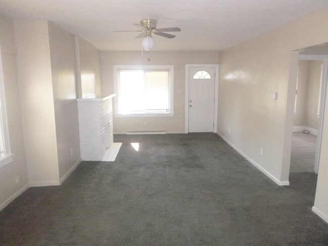 Building Photo - 837 McKinley Ave