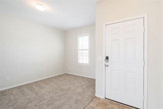 Building Photo - 15810 Mountain Willow Way