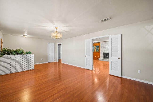 Building Photo - 3423 56th St