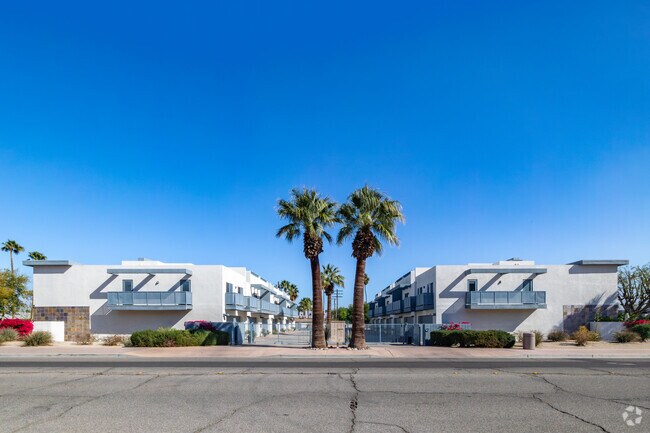 Building Photo - 1502-1528 N Via Miraleste