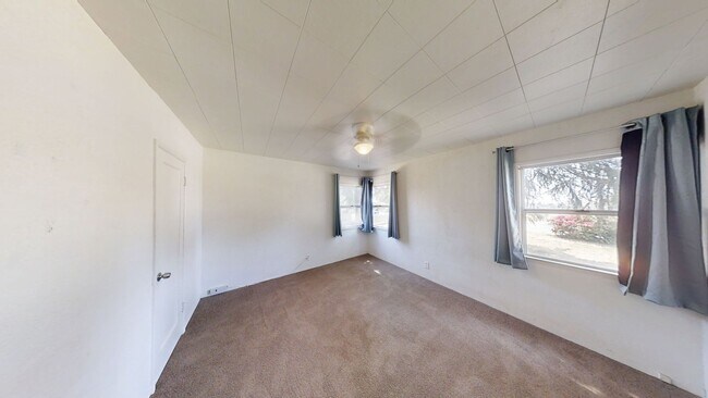 Foto del edificio - Large home in Yucaipa, Ca.