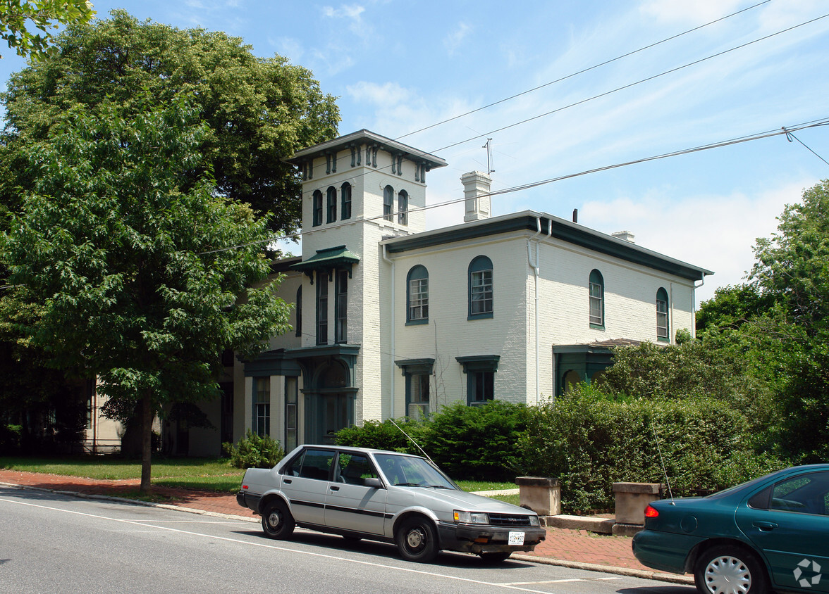 Foto del edificio - 120 S Prospect St