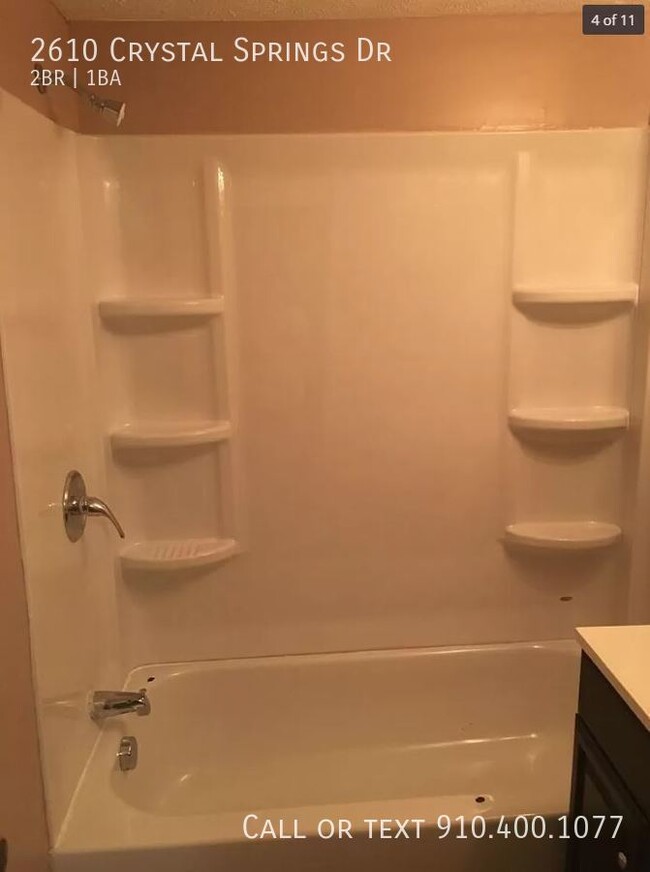 Foto del edificio - 2610 Crystal Springs Dr