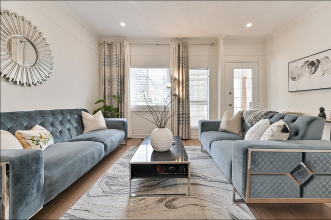 Photo du bâtiment - 406 Nairn Ave