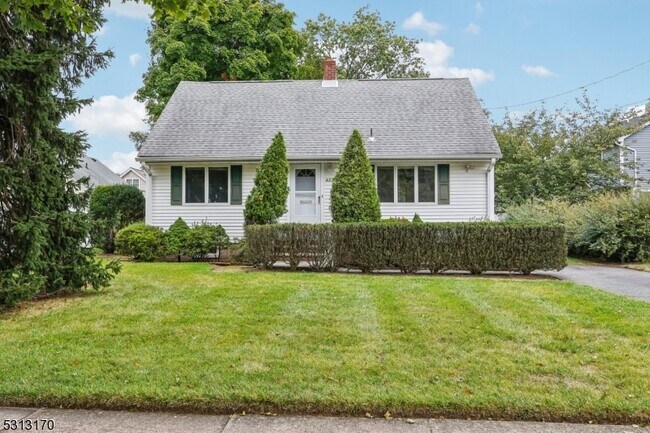 Building Photo - 488 Berkshire Rd