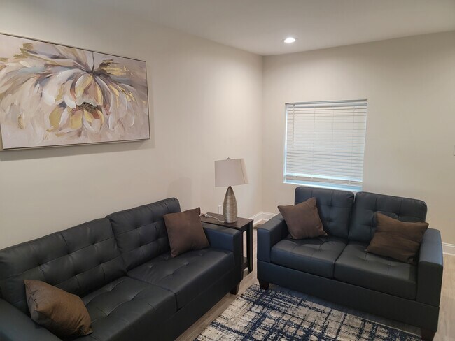 Foto del edificio - 401 S Ann St