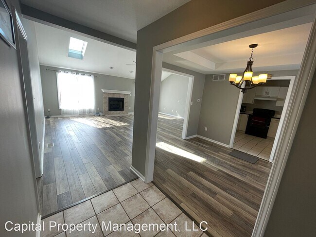 Foto del edificio - 3 br, 2 bath House - 7932 Basswood Place