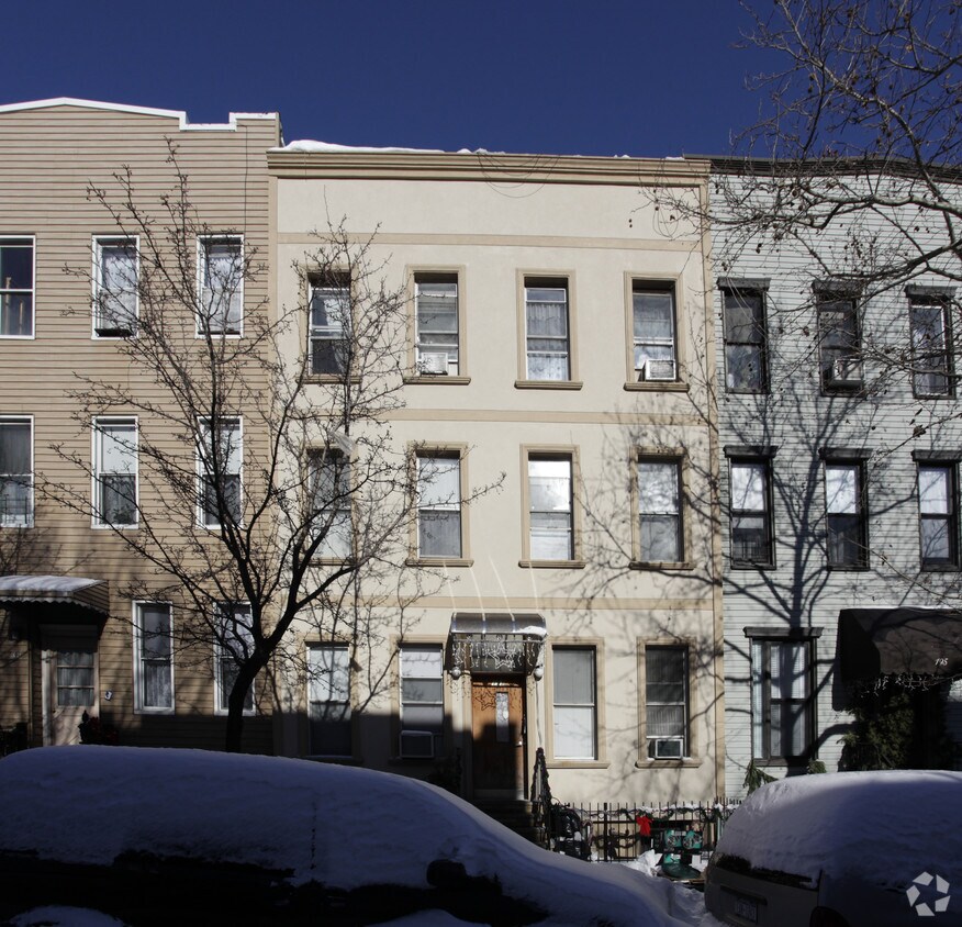 Building Photo - 193 Kent St