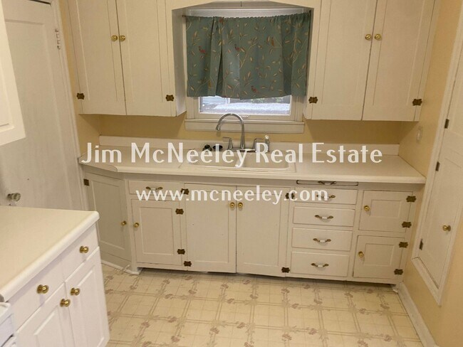 Foto del edificio - 2 br, 1 bath House - 7235 N Williams Ave