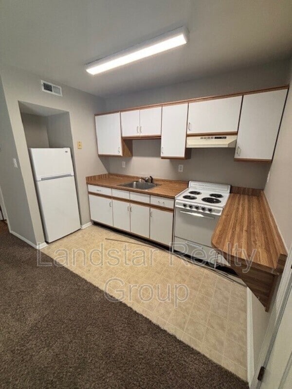Foto del edificio - 4913 Villa Fair Rd