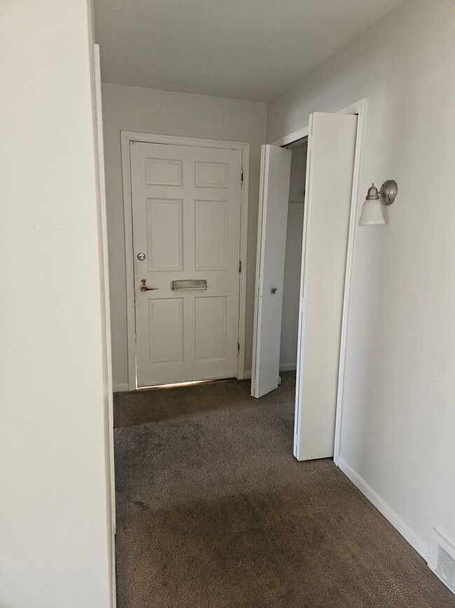 Foto del edificio - 19646 Fleetwood Dr