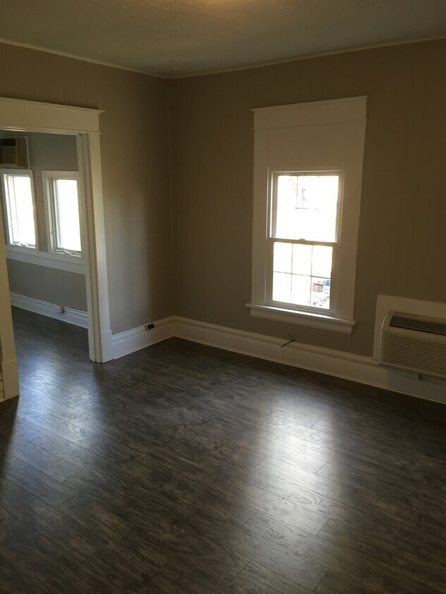 Foto principal - 344 Oney Ave