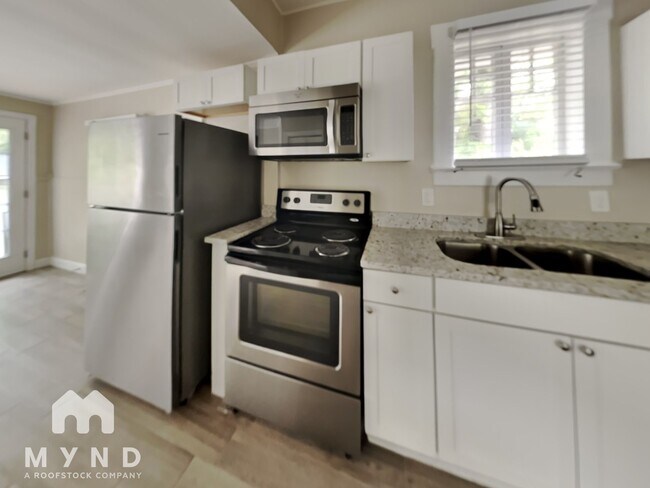 Foto del edificio - 3807 St Johns Ave