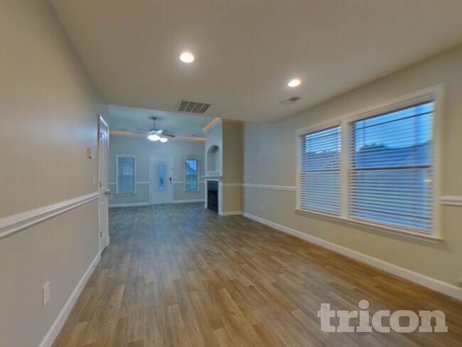 Foto del edificio - 801 Alley Ridge Dr
