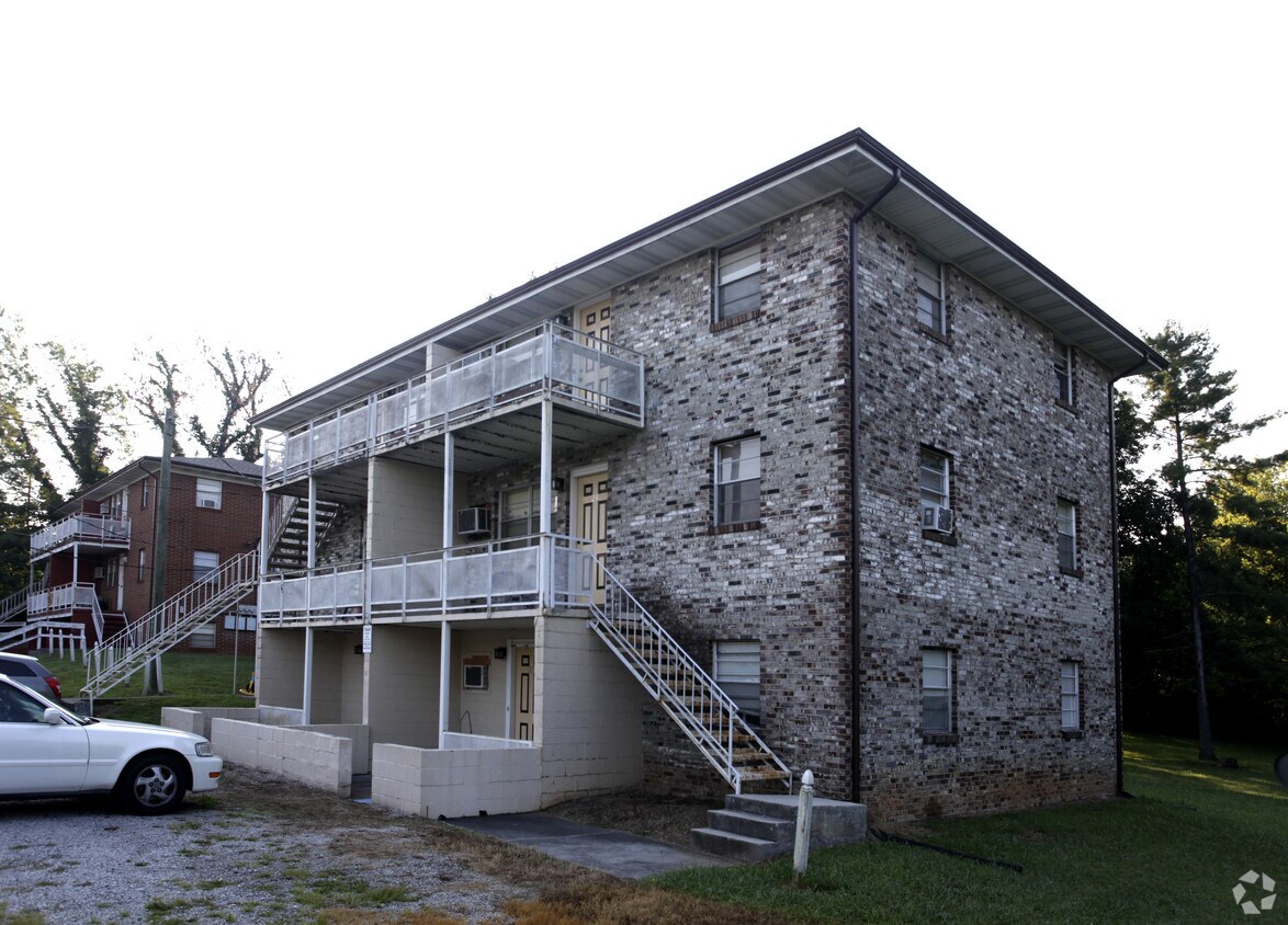 1416 Mcarthur Rd, Maryville, TN 37804 Apartments in Maryville, TN