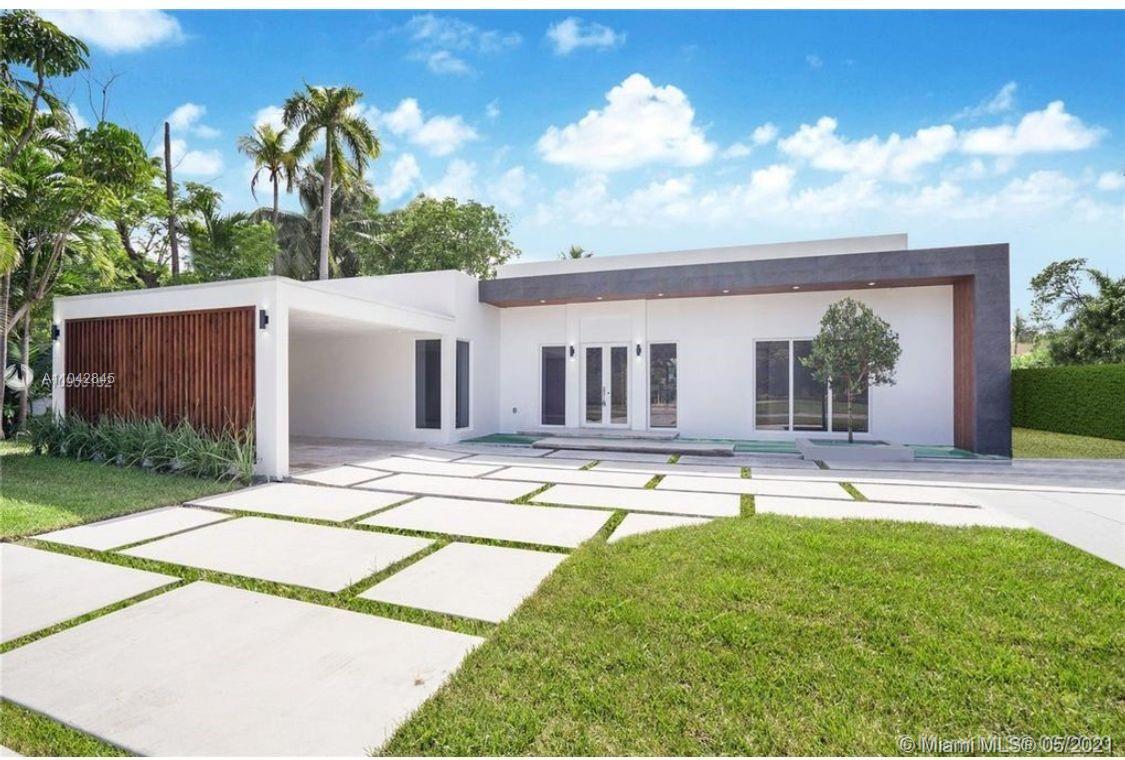Foto principal - 4740 Bay Point Rd