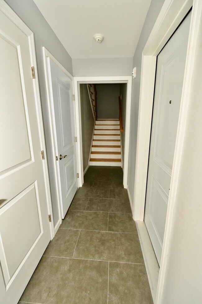 Hall - 19 Cleveland Ave