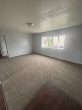 Building Photo - 14520 Milverton Rd