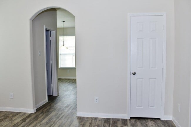 Building Photo - 9603 Fabia Court