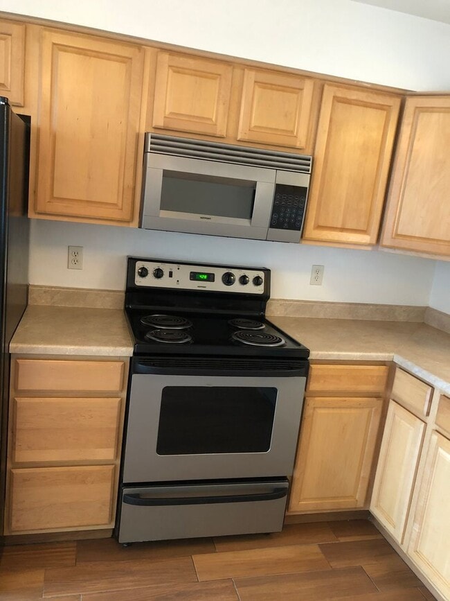 Building Photo - Beautiful Condo for Rent