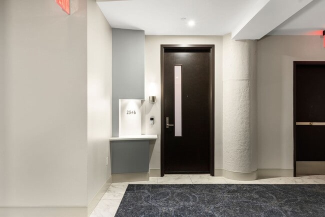 Foto del edificio - Fabulous Urban lifestyle in the Historic Montgomery Plaza with a panoramic Downtown Fort Worth view!