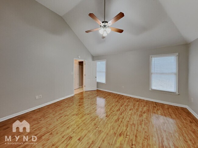 Foto del edificio - 1004 Cider House Ln