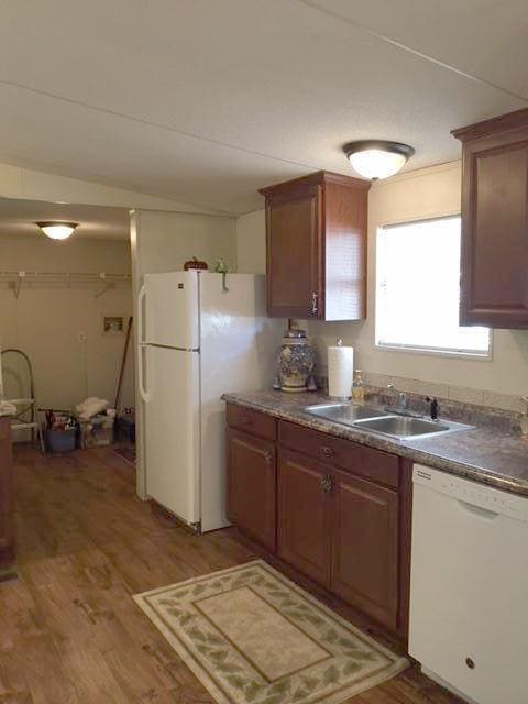 Foto del edificio - 1617 Ridge Dr