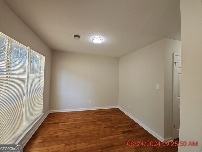 Building Photo - 7102 Sir Galahad Way