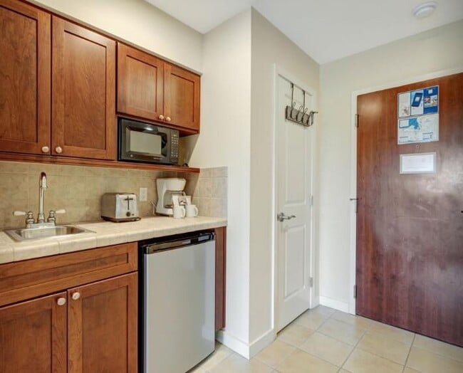 Building Photo - 5002 S Sandestin Blvd