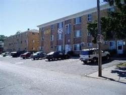 Foto del edificio - Cottonwood Apartments