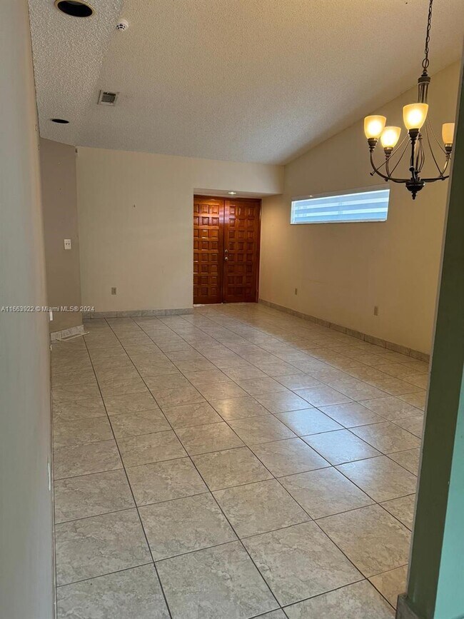 Building Photo - 3165 W 73rd Pl
