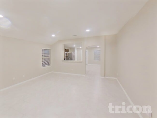 Building Photo - 1809 Princeton Ave