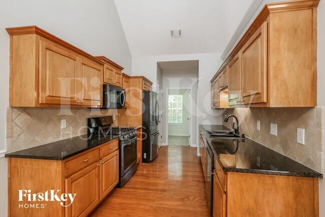 Foto del edificio - 4255 Mulberry Ridge Ln NE