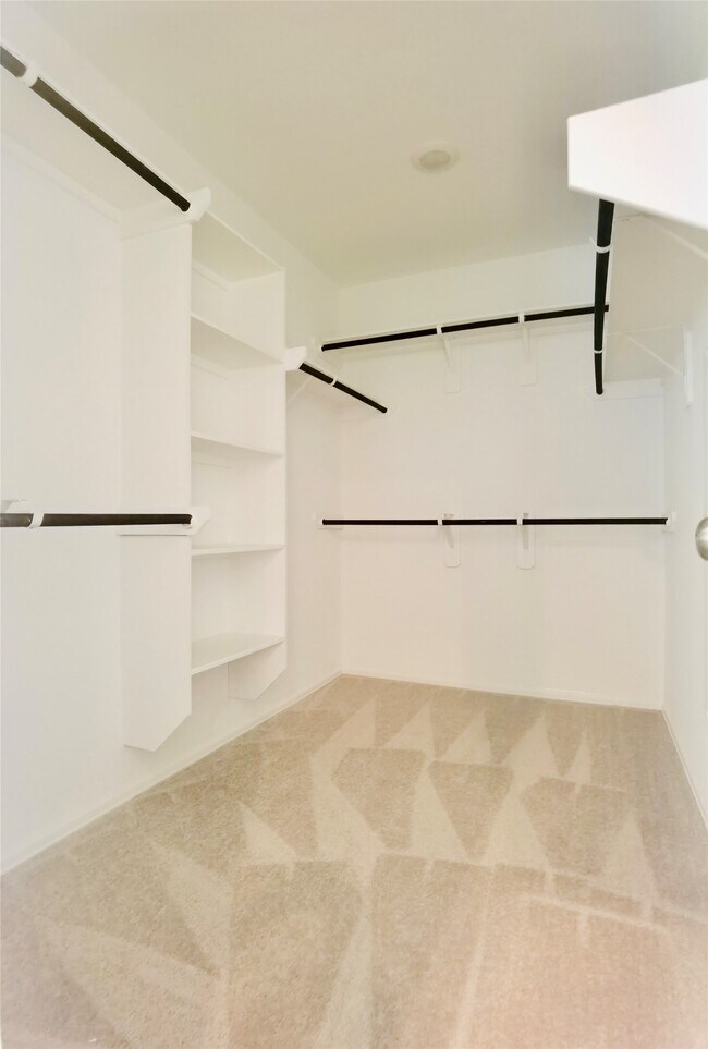 Building Photo - 5523 Knox Lndg Dr