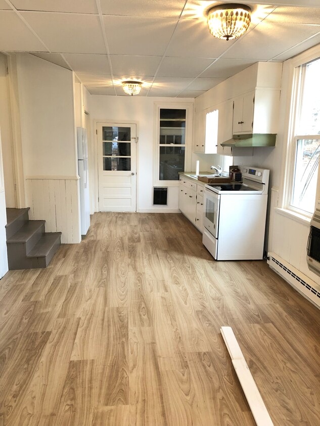 301 N Market St, Myerstown, PA 17067 Townhome Rentals in Myerstown PA