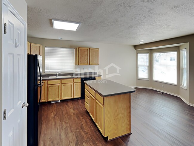 Foto del edificio - 981 Stonehenge Dr