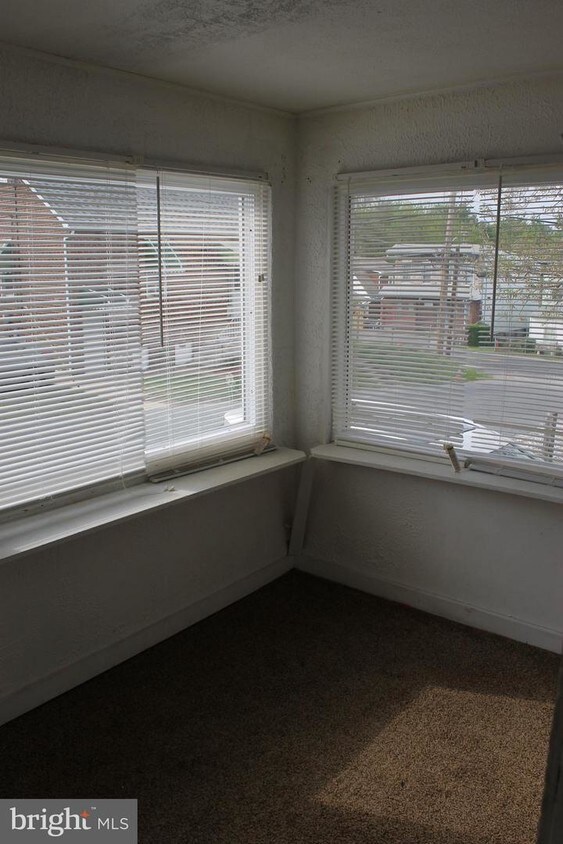Foto principal - 7621 Cypress Ave