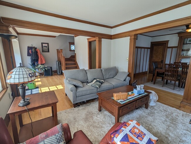 Building Photo - 17 Commonwealth Rd